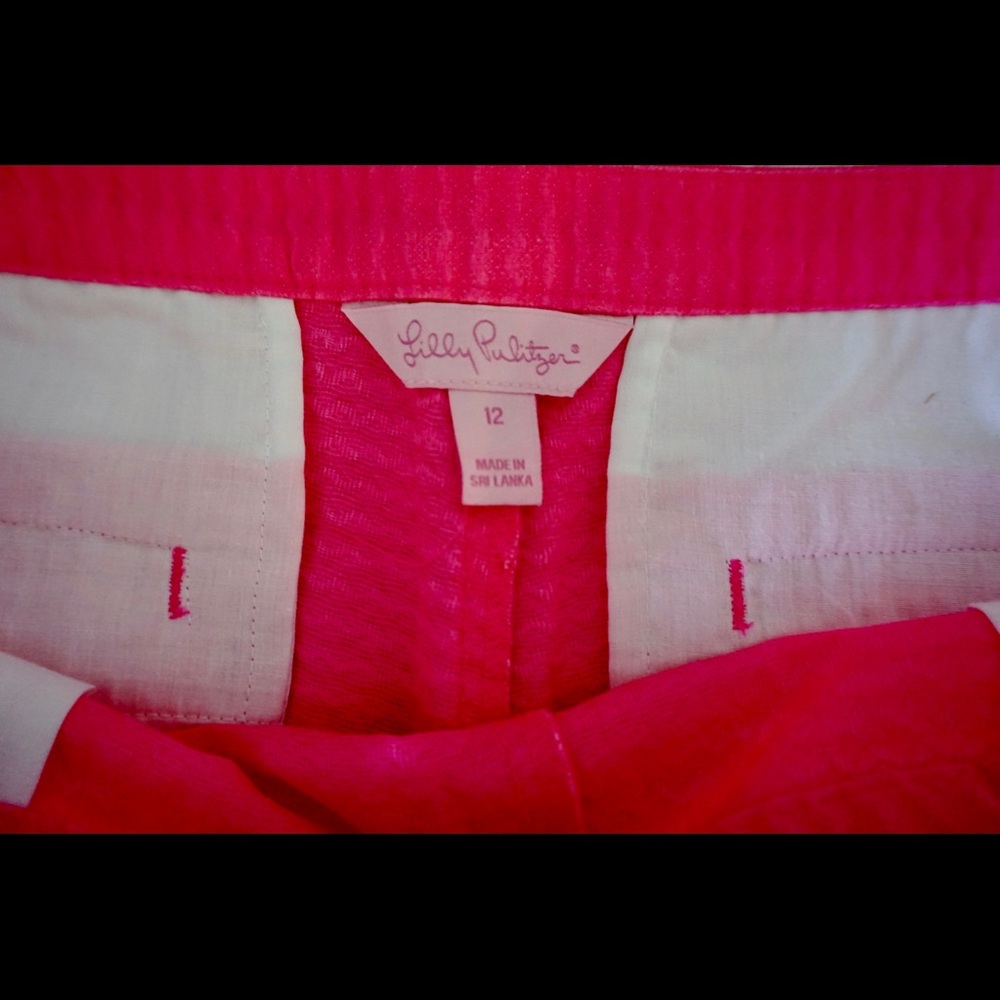 🌴 Lilly Pulitzer Shorts - side zip, size 12 🌴